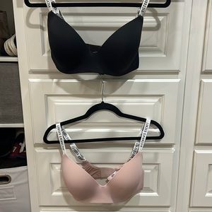 Victoria secret Tshirt bra bundle 34DD